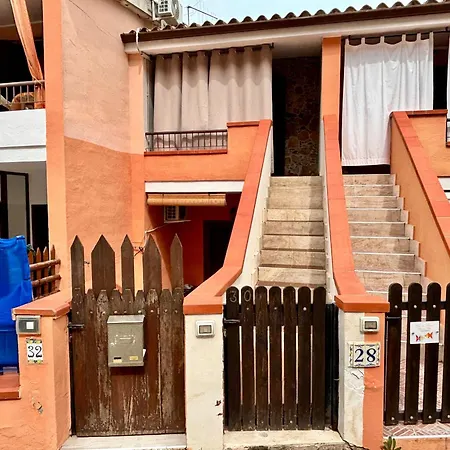 Appartamento Domu Lara By La Via Del Mare Viaggi E Vacanze