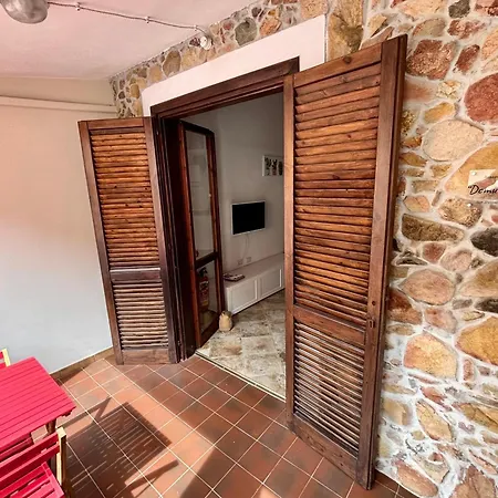 Domu Lara By La Via Del Mare Viaggi E Vacanze Lejlighed Villasimius